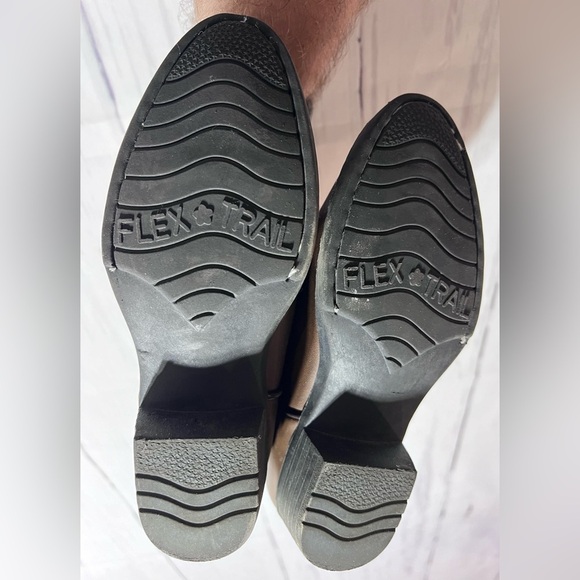 Canyon Trails Boys Boots - Picture 2 of 5